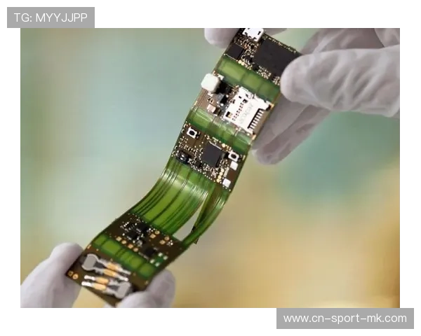 俱乐部引入体能监控腕带，数据化训练成为日常